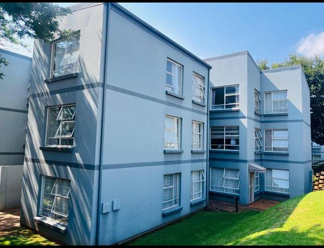 3 BEDROOM APARTMENT FOR SALE IN WESTDENE